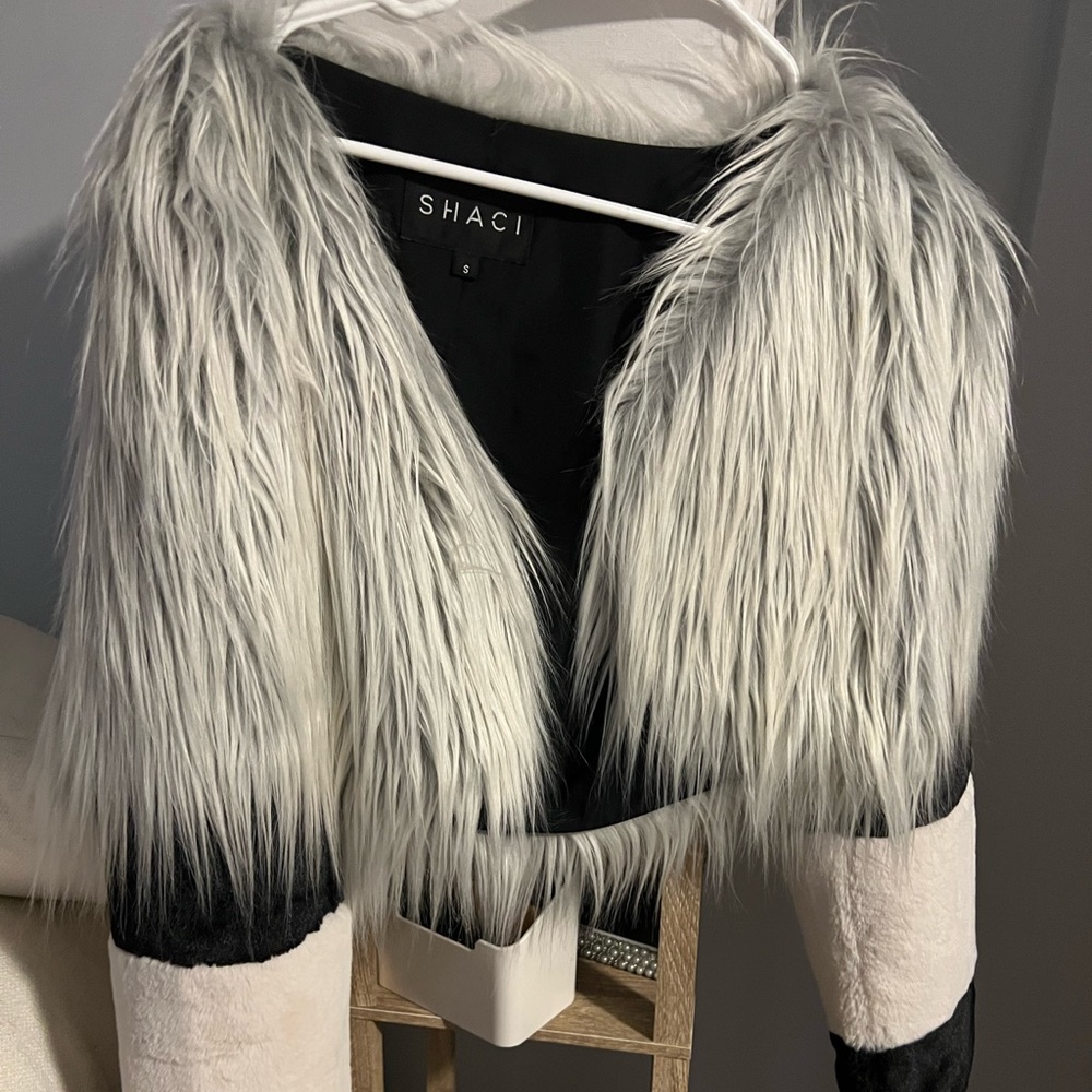 Shaci crop faux fur jacket